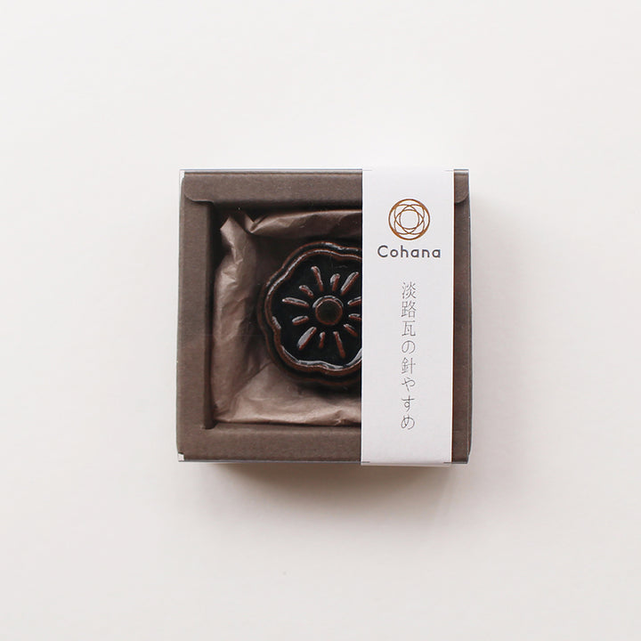 Awaji Kawara Magnetic Needle Rest